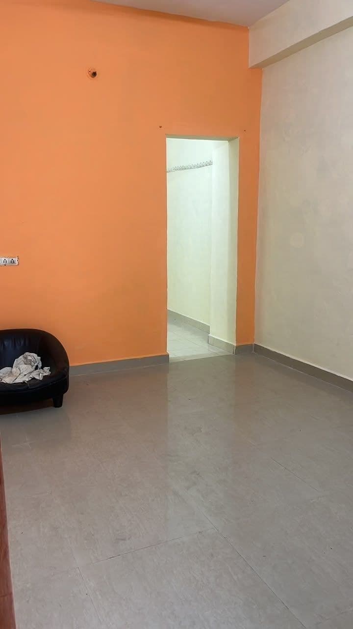 1 BHK Flat for Girls – 1 Vacancy